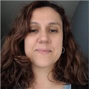 Profesora de español para fines laborales. Máster en didáctica del español como lengua extranjera. Examinadora oficial del DELE